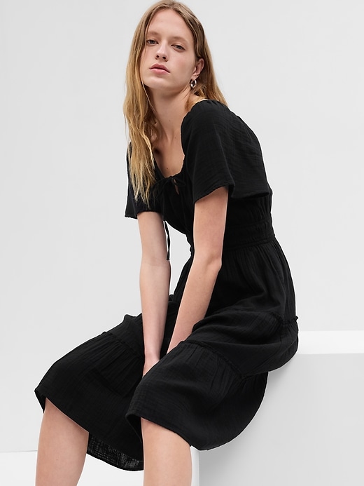 1 of 8 showing, with the color black of product Crinkle Gauze Tiered Midi Dress