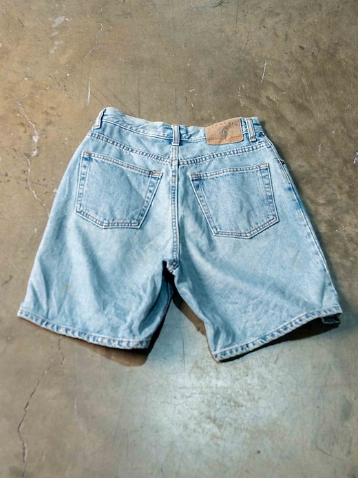 Image number 2 showing, VINTAGE GAP Light Wash Denim Shorts