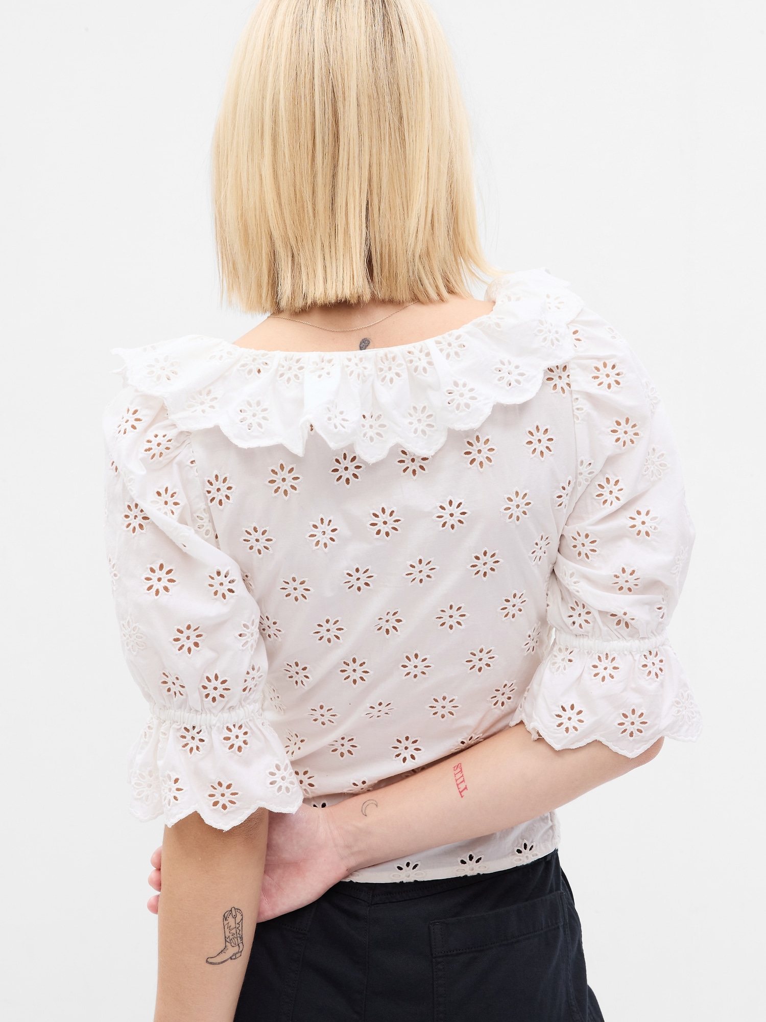 White eyelet best sale ruffle top