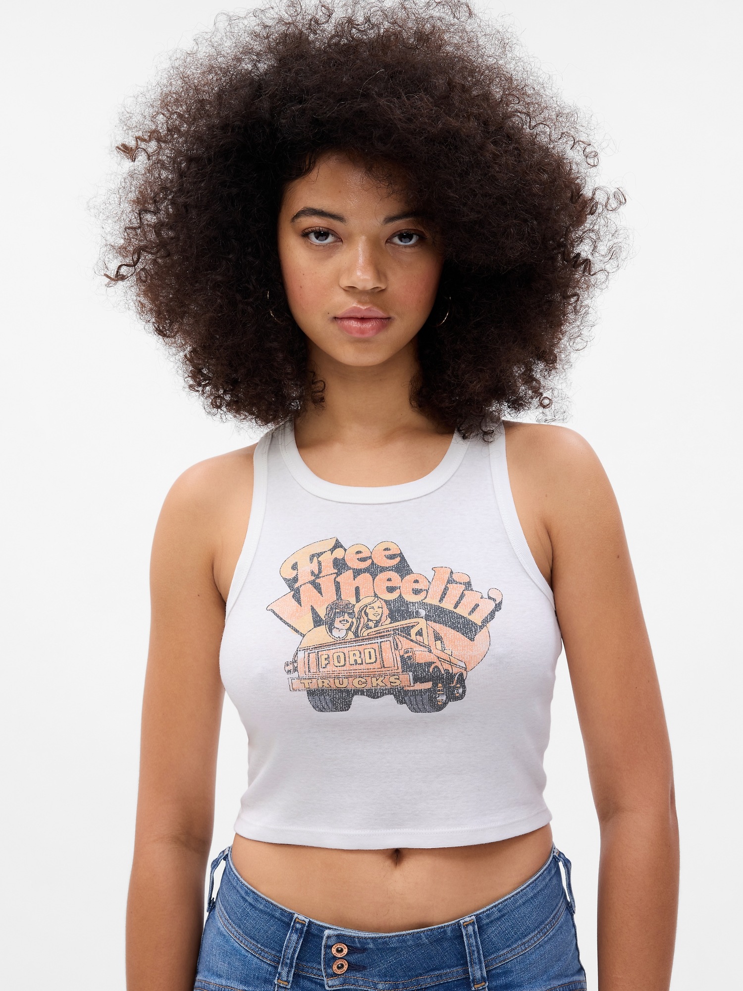 Cropped Graphic Tank Top Gap