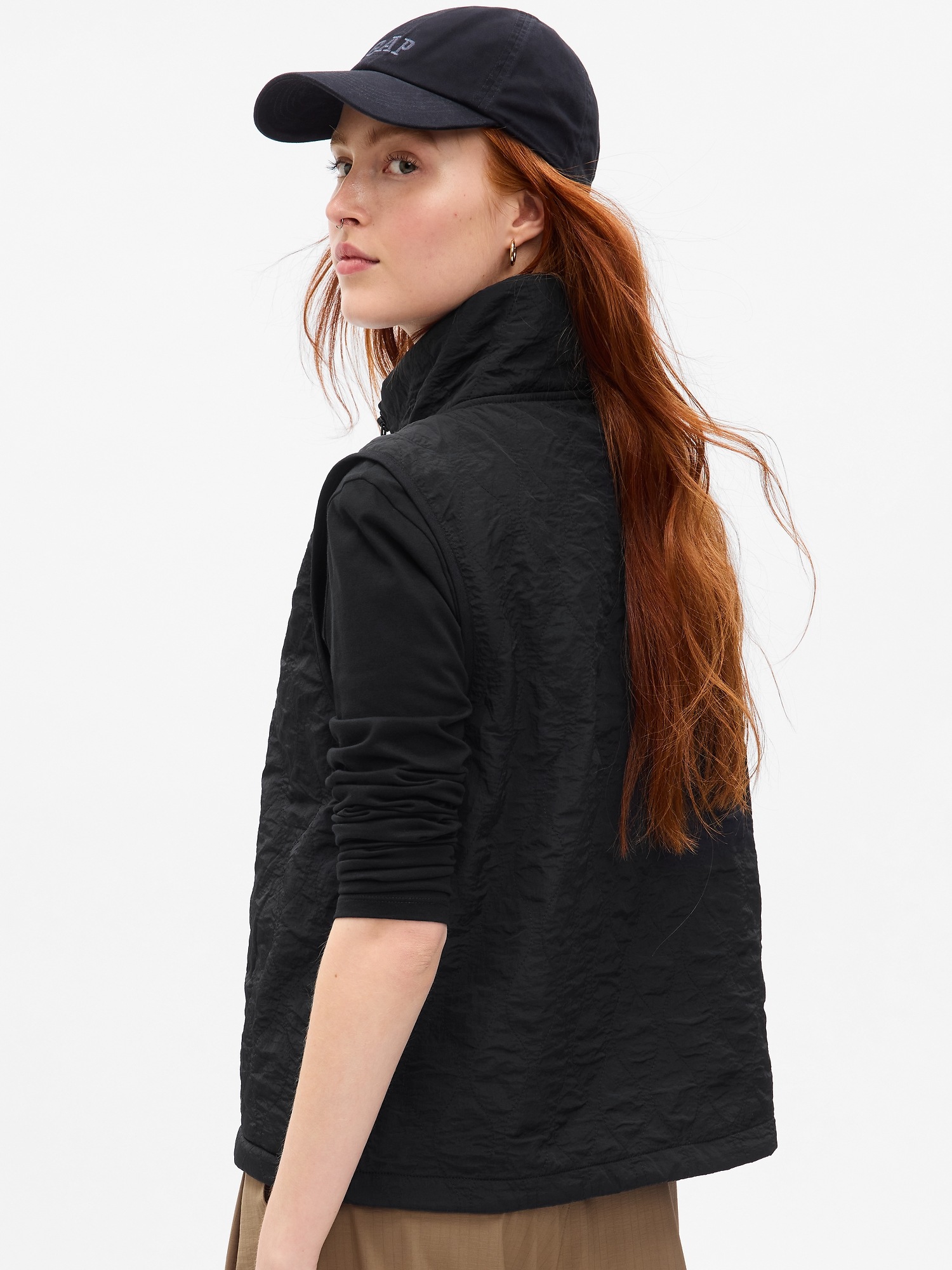GapFit Quilted Vest Gap