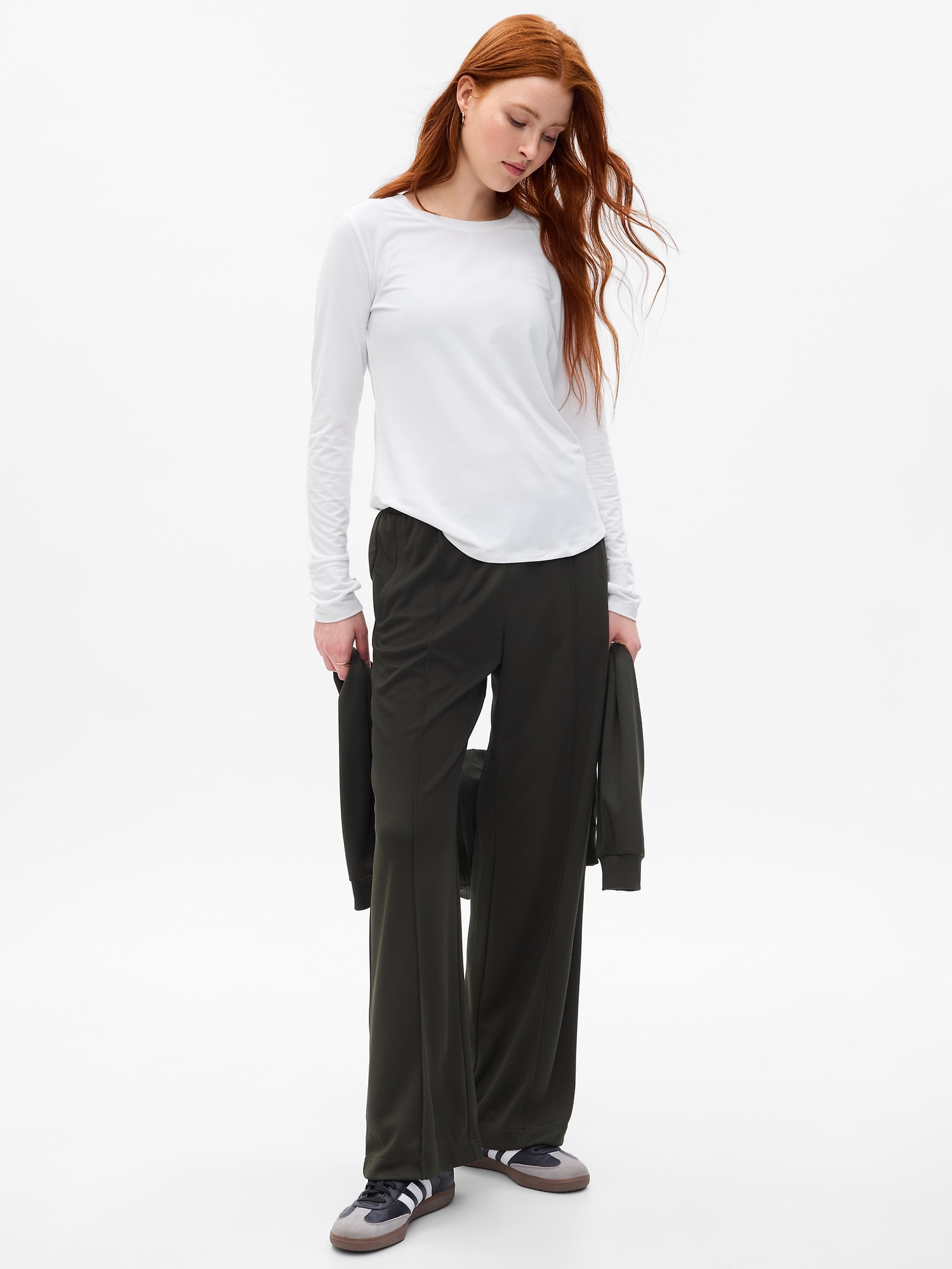 Gap stretch t shirt deals