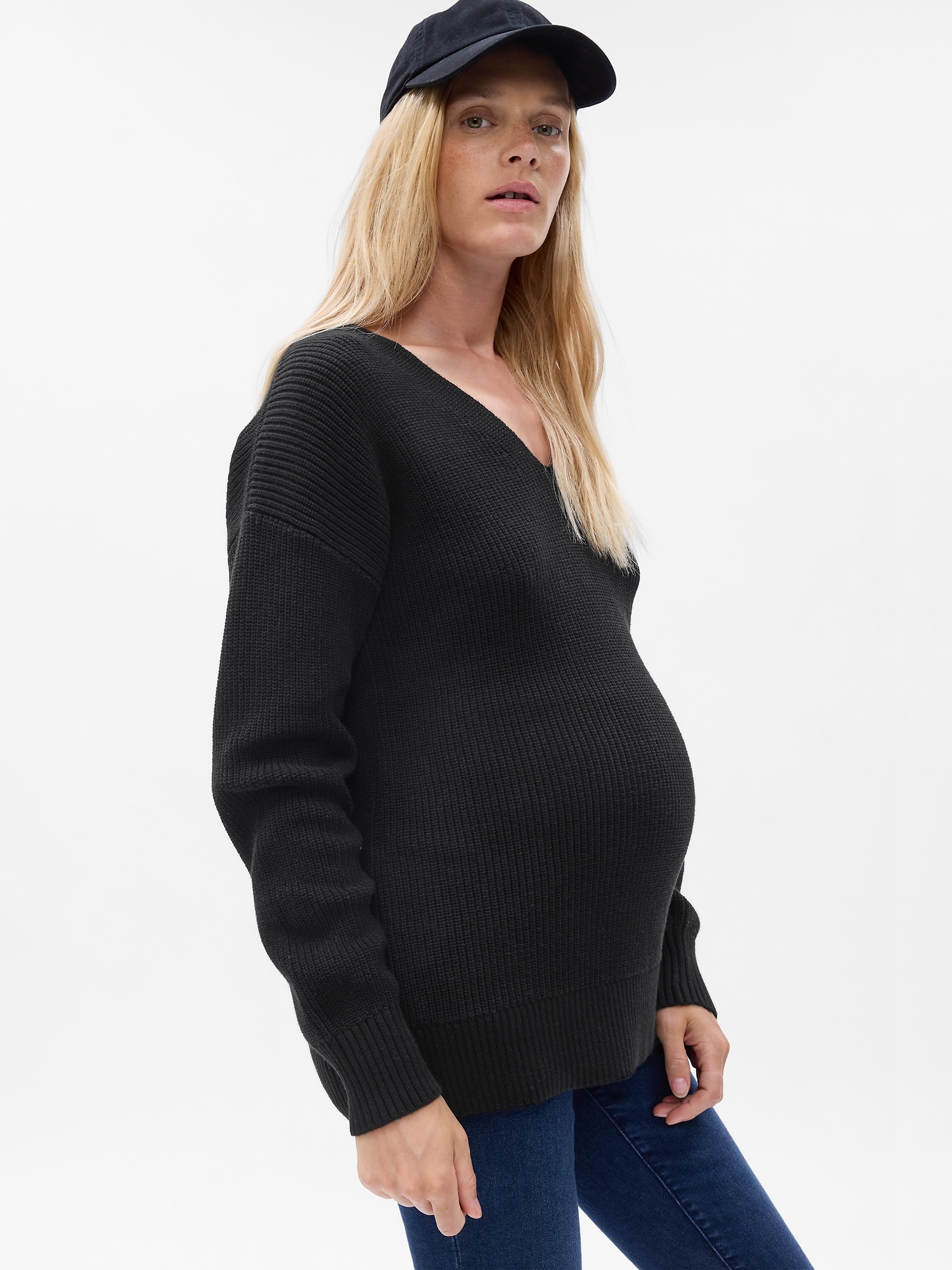 Gap Maternity V-neck Rib Sweater In Black