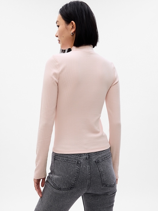 2 of 8 showing, with the color misty rose pink of product Modern Mockneck Cropped T-Shirt