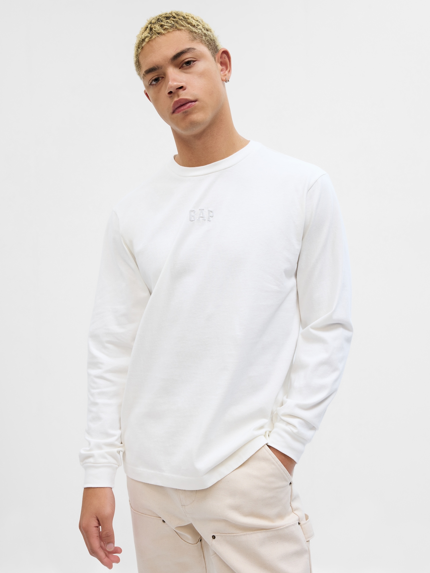Gap heavyweight tee deals