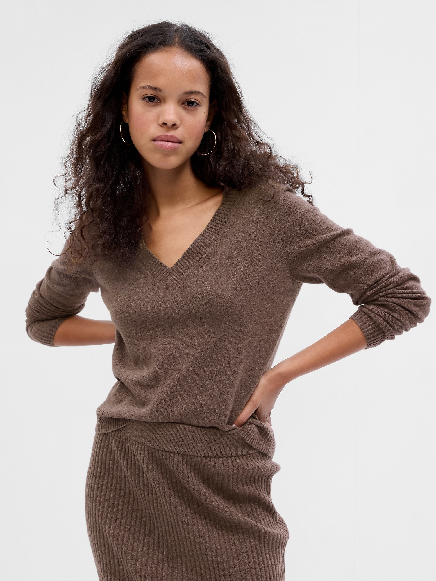 CashSoft V Neck Sweater Gap