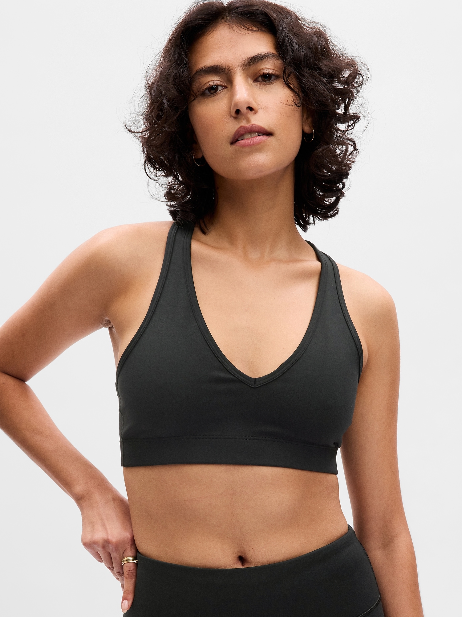 Maternity GapFit Medium Impact Nursing Sports Bra