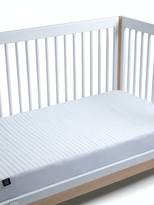 babyGap Cooling Crib Mattress Protecting Pad Gap