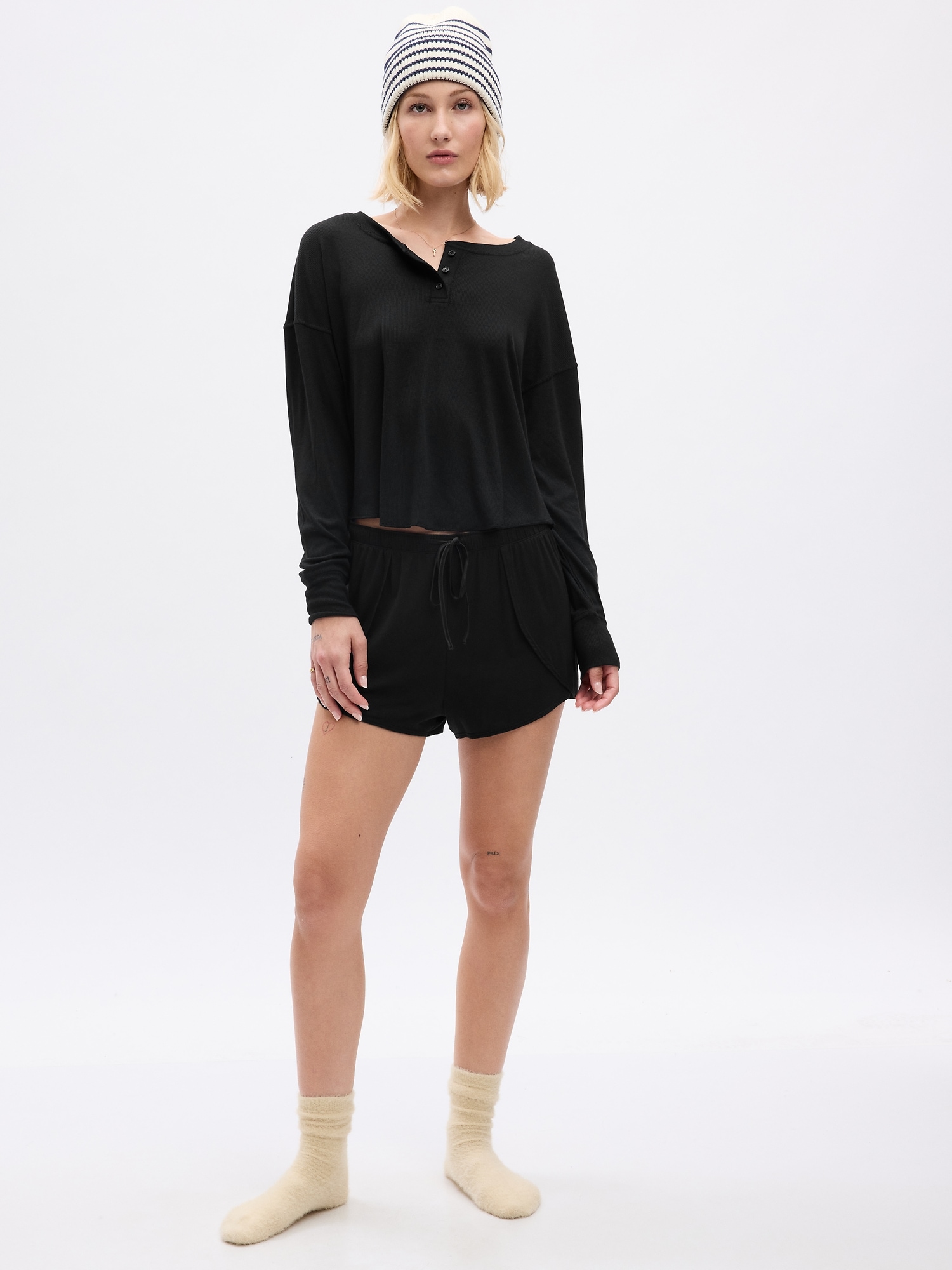 Gap Rib Henley T-shirt In Black