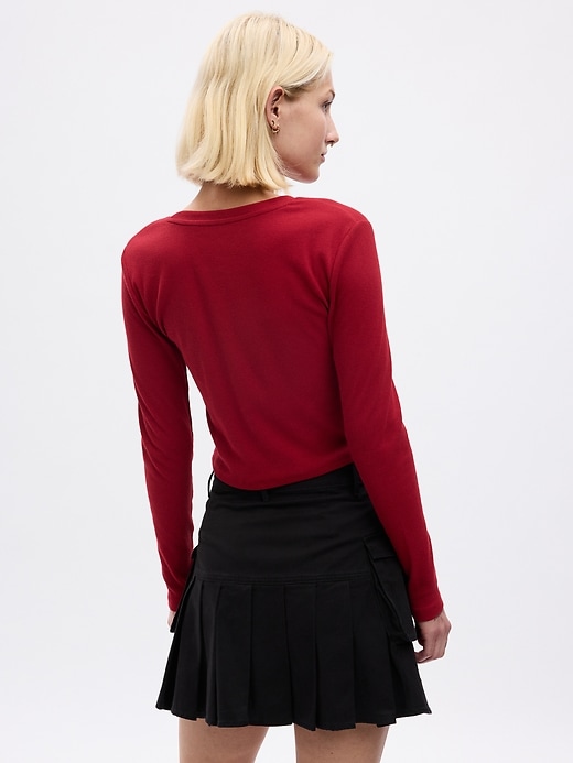 2 of 8 showing, with the color sled red of product Cropped Rib T-Shirt