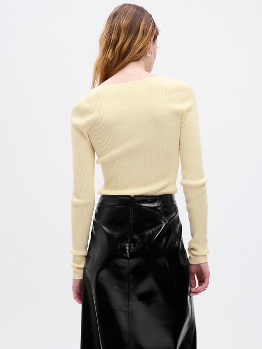 2 of 8 showing, with the color chino beige of product Sweetheart Corset Sweater