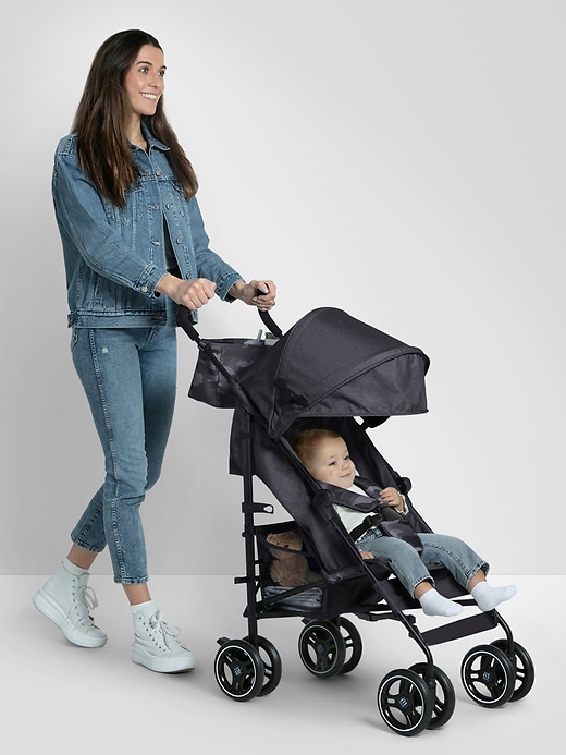 Image number 2 showing, babyGap Classic Stroller