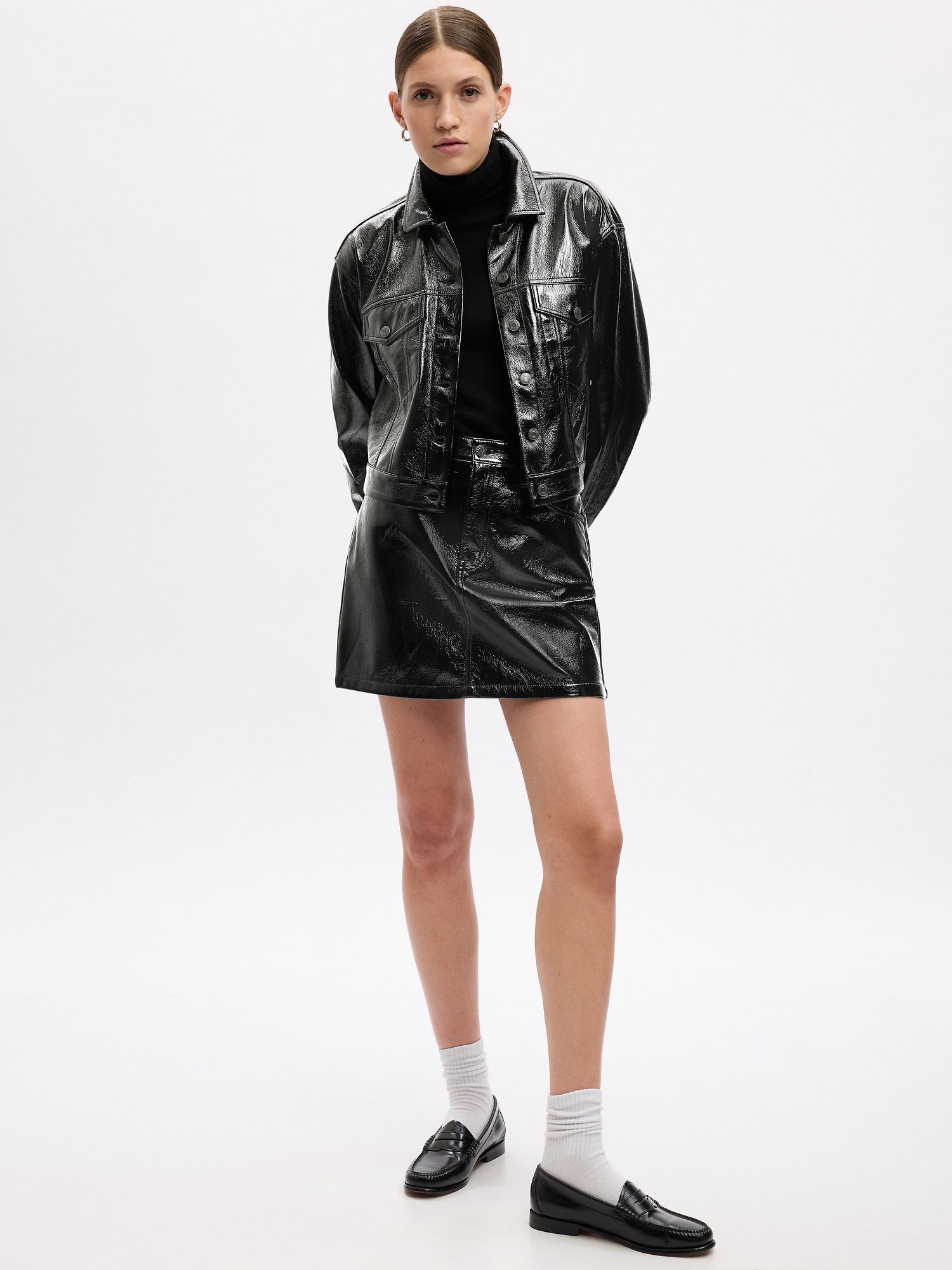 Gap Vegan Patent Leather Mini Skirt In Black