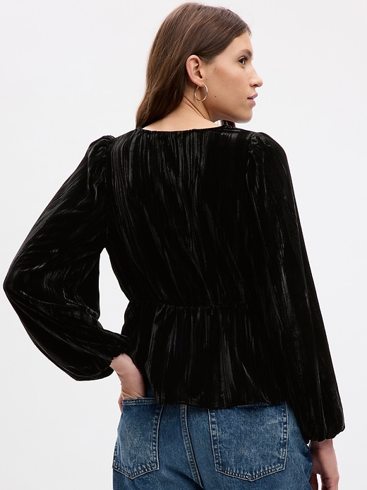 2 of 8 showing, with the color BLACK of product Velvet Balloon Sleeve Top