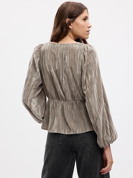 2 of 8 showing, with the color medium cool brown of product Velvet Balloon Sleeve Top