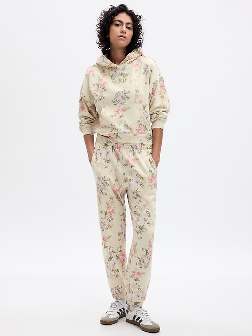 1 of 8 showing, with the color multi floral of product Gap × LoveShackFancy Floral Joggers
