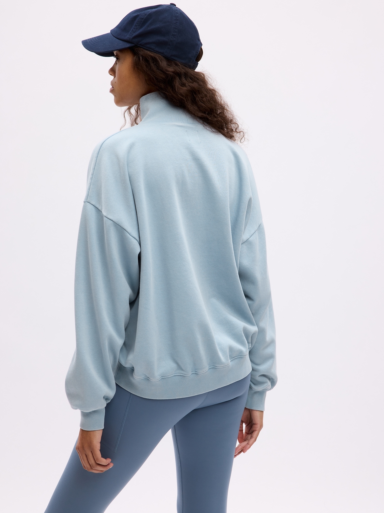 Gap turtleneck sweatshirt 2025