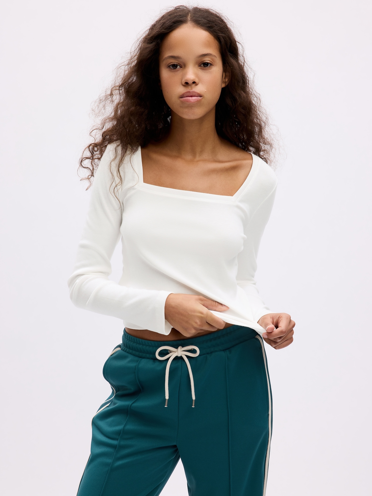 Modern Rib Square-Neck Cropped T-Shirt