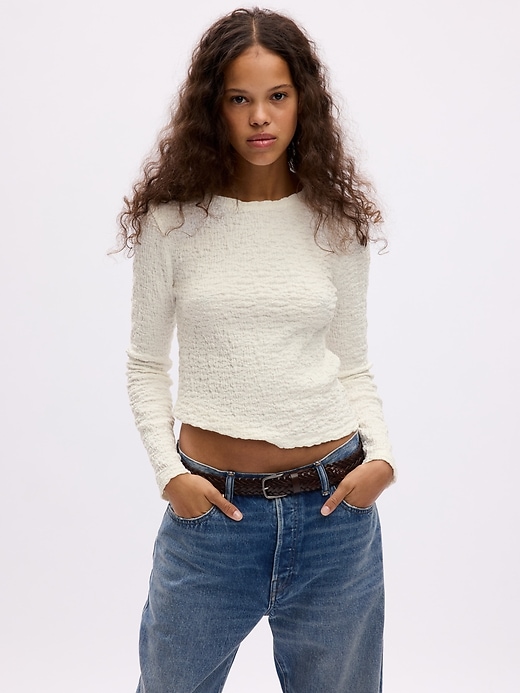 1 of 8 showing, with the color new off white of product Cropped Pucker T-Shirt