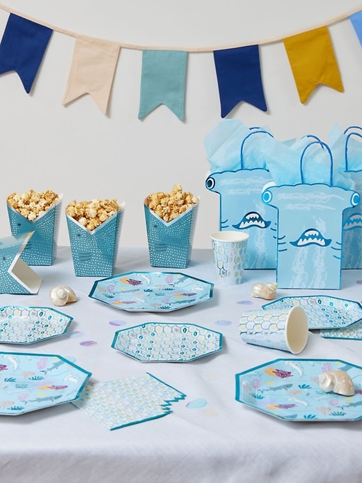 Image number 8 showing, Ma Fete Sharks Party Box