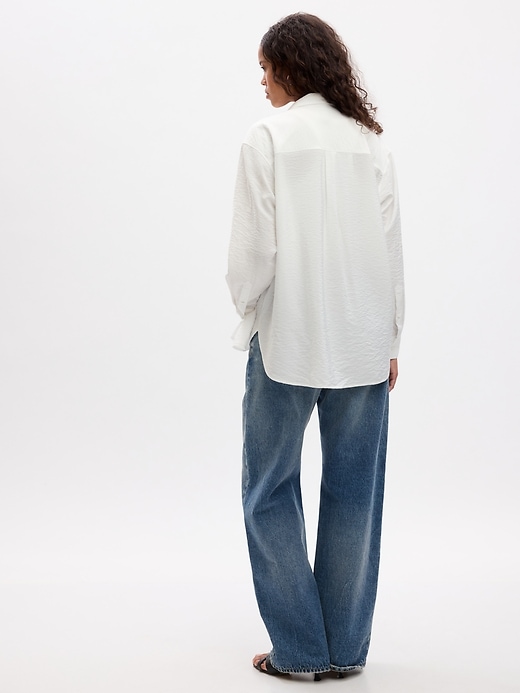 2 of 8 showing, with the color new off white of product Utility Big Shirt