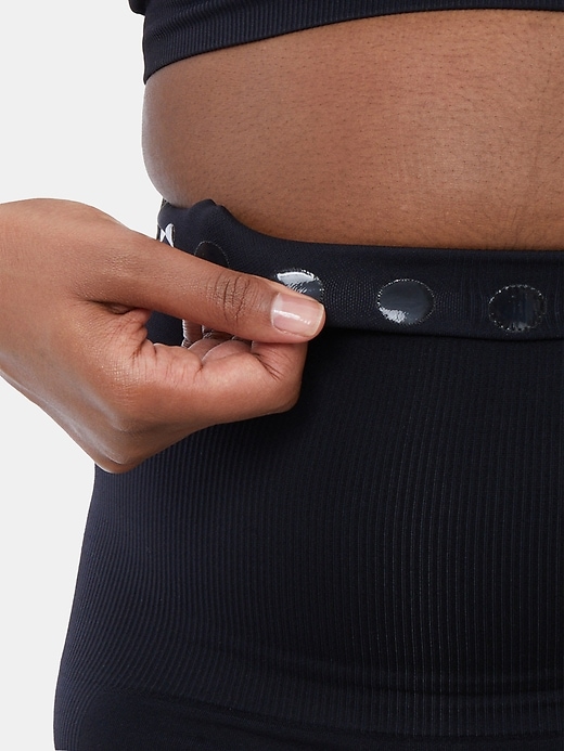 Image number 5 showing, Ingrid and Isabel Postpartum Cooling Underwear with Compression