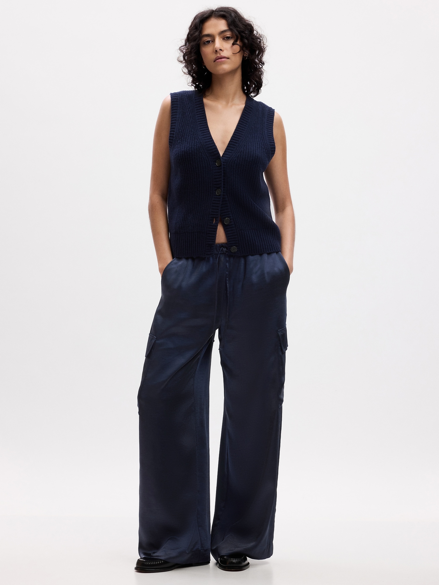 Mid Rise Satin Wide-Leg Cargo Pants