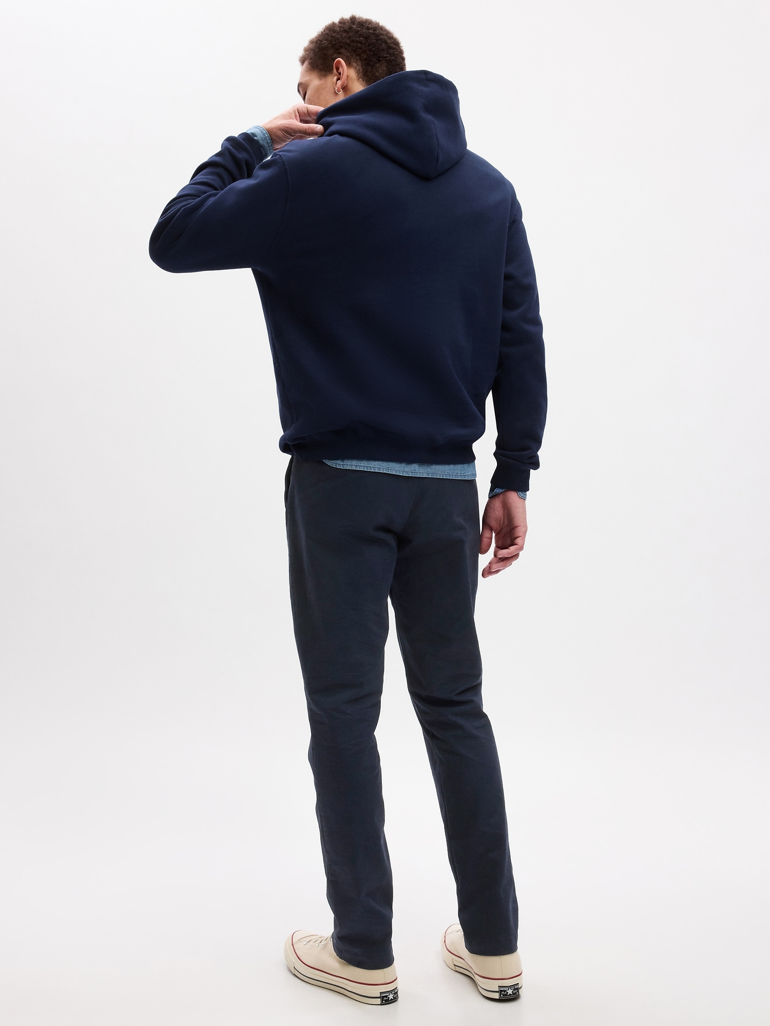 Vintage wash khakis in slim fit with gapflex top