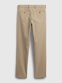 Modern Khakis in Straight Fit with GapFlex