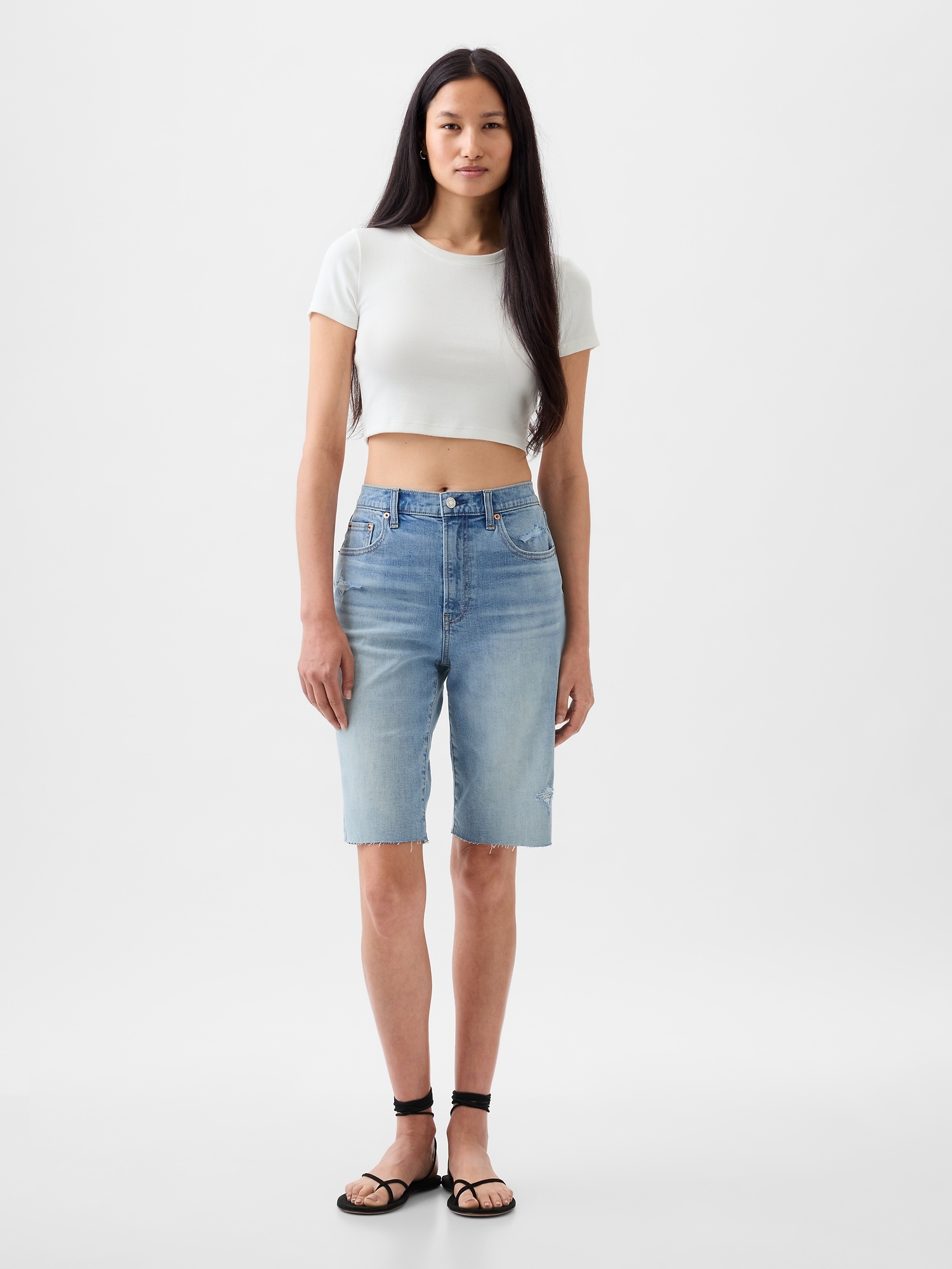 Gap 9" High Rise Bermuda Shorts In Light Indigo