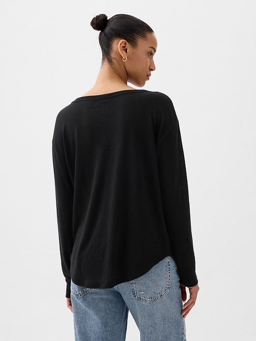 2 of 8 showing, with the color BLACK of product Linen-Blend Boatneck T-Shirt
