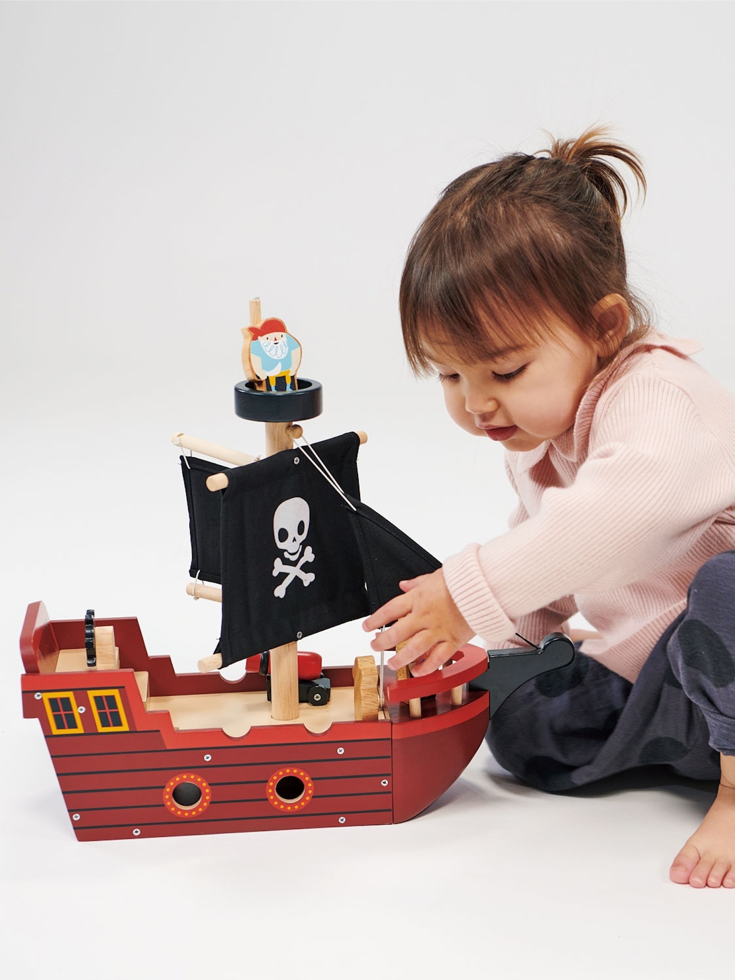 Large toy sales pirate ship