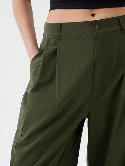 Image number 3 showing, GapFit High Rise Runaround Cargo Joggers