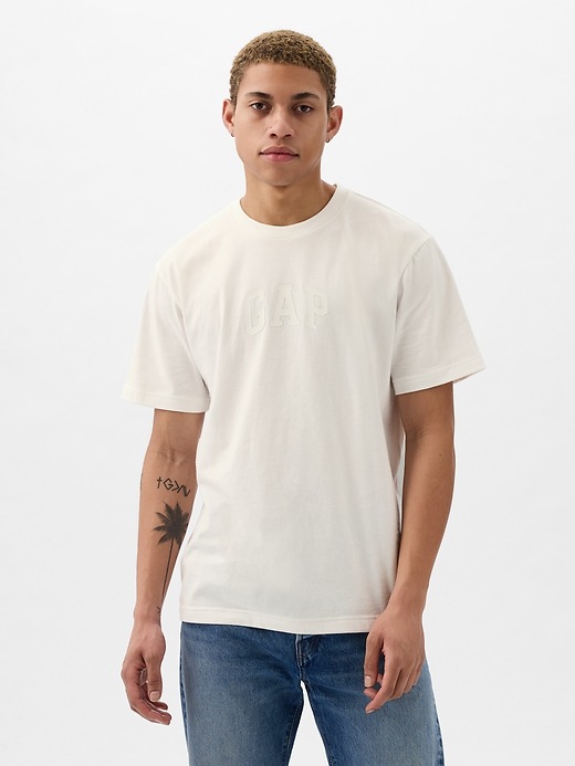 Image number 8 showing, Gap Arch Logo T-Shirt