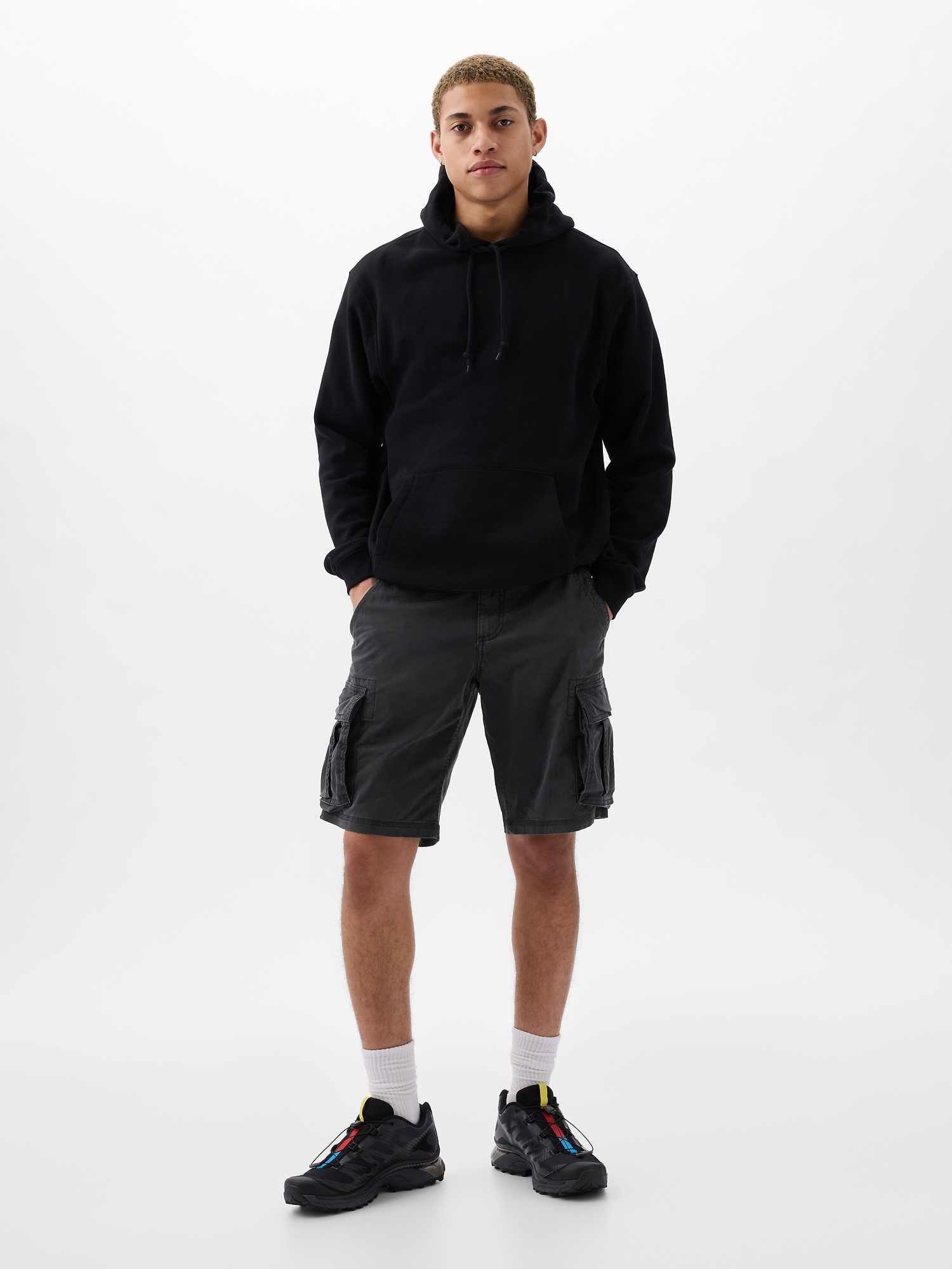 Gap Relaxed Cargo Shorts In Black
