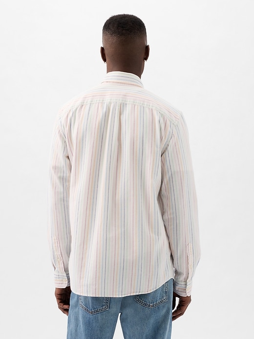 Image number 2 showing, Classic Oxford Shirt in Standard Fit