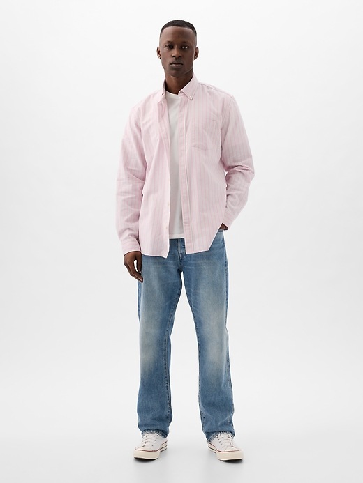 Image number 6 showing, Classic Oxford Shirt in Standard Fit