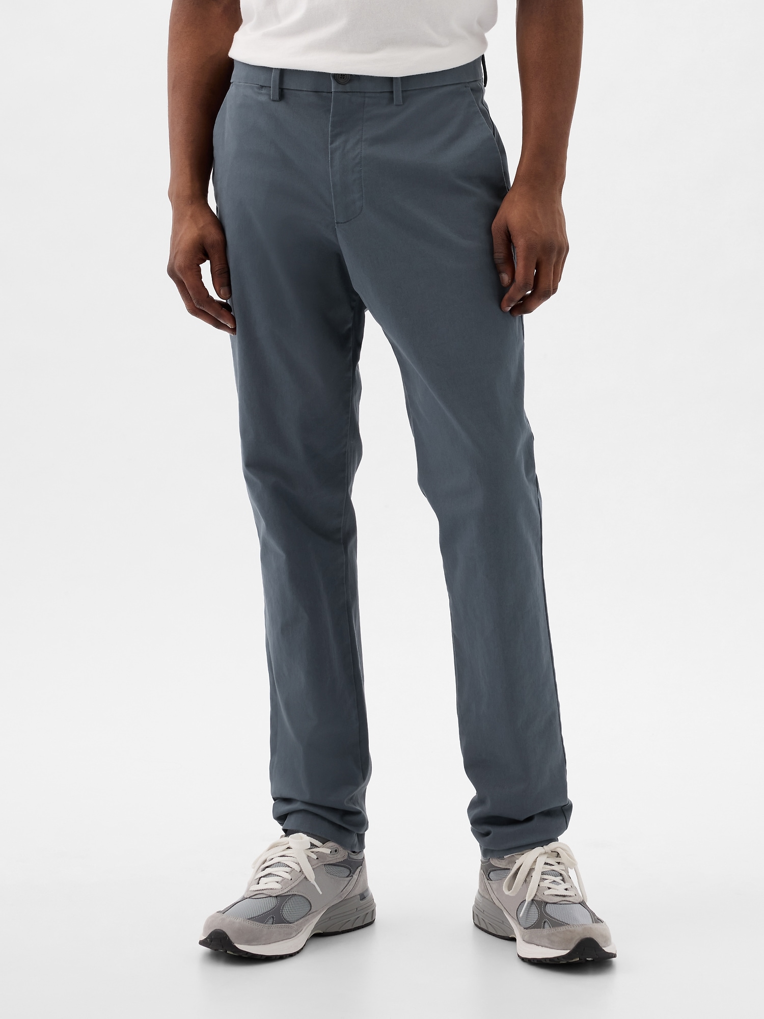 Modern Khakis in Slim Fit with GapFlex | Gap