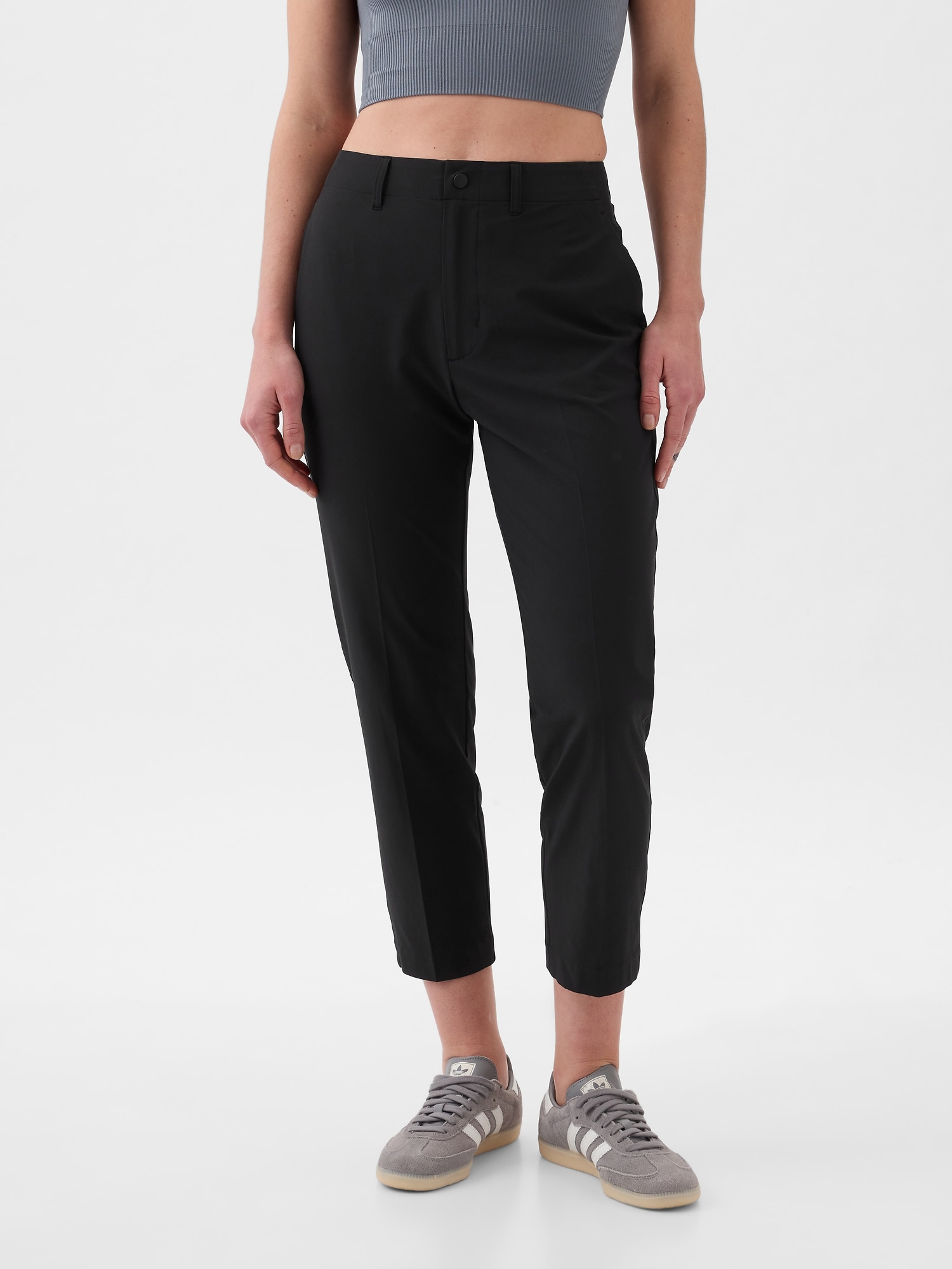 Maternity GapFit Blackout Full Panel Capris