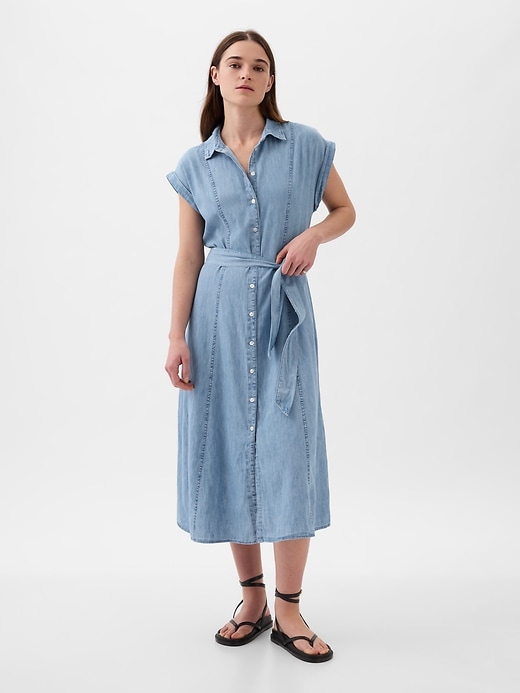 1 of 8 showing, with the color light wash indigo of product Denim Midi Shirtdress
