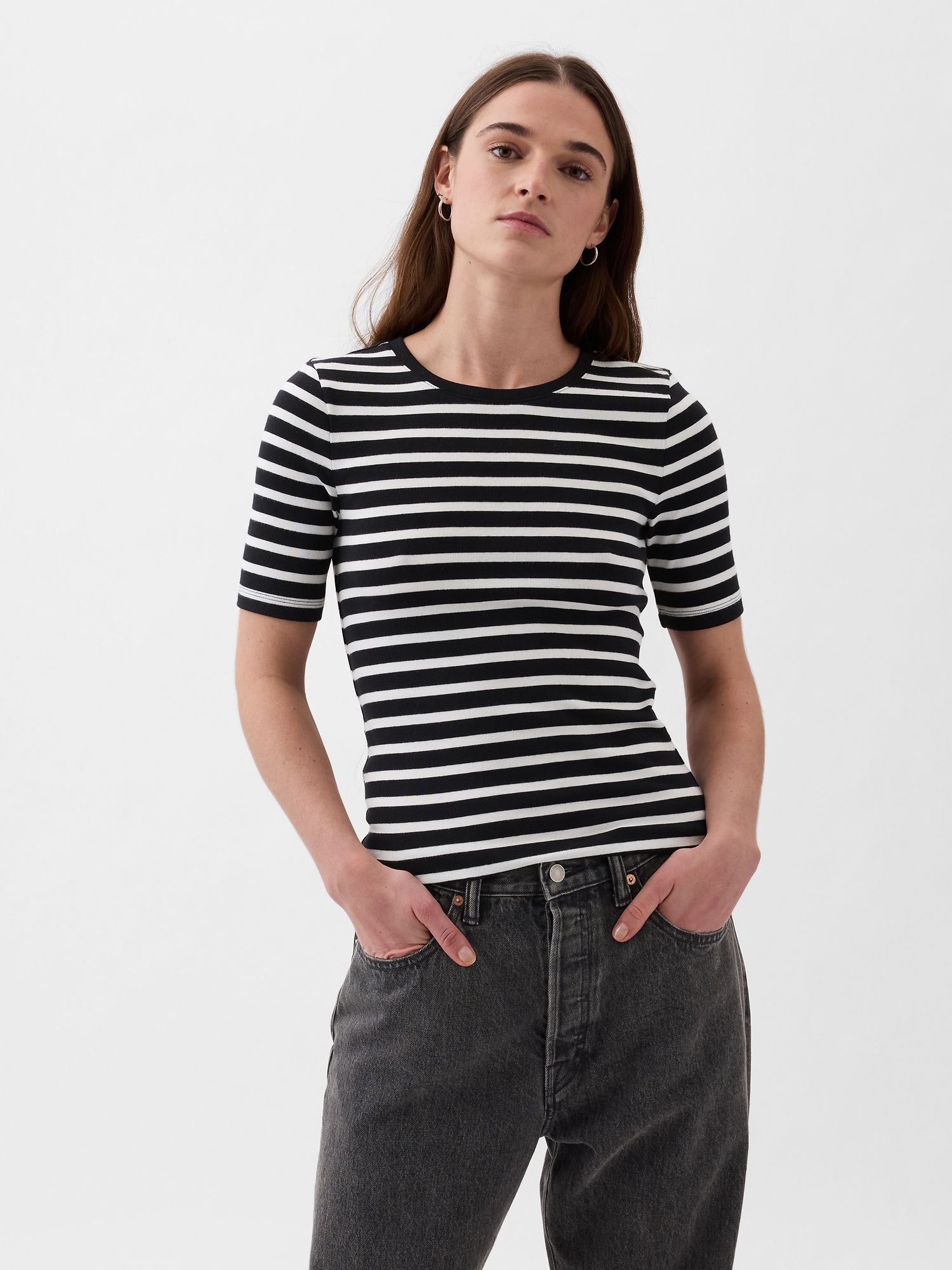 Gap Modern Crewneck T-shirt In Black & White Stripe