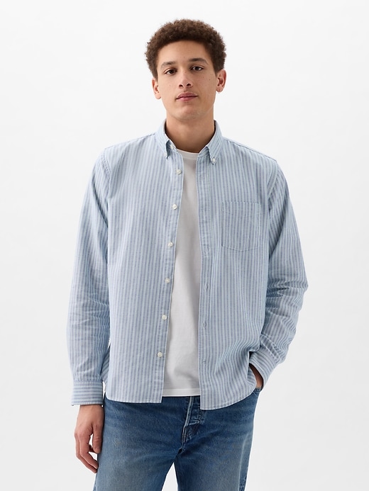 Image number 1 showing, Classic Oxford Shirt in Standard Fit