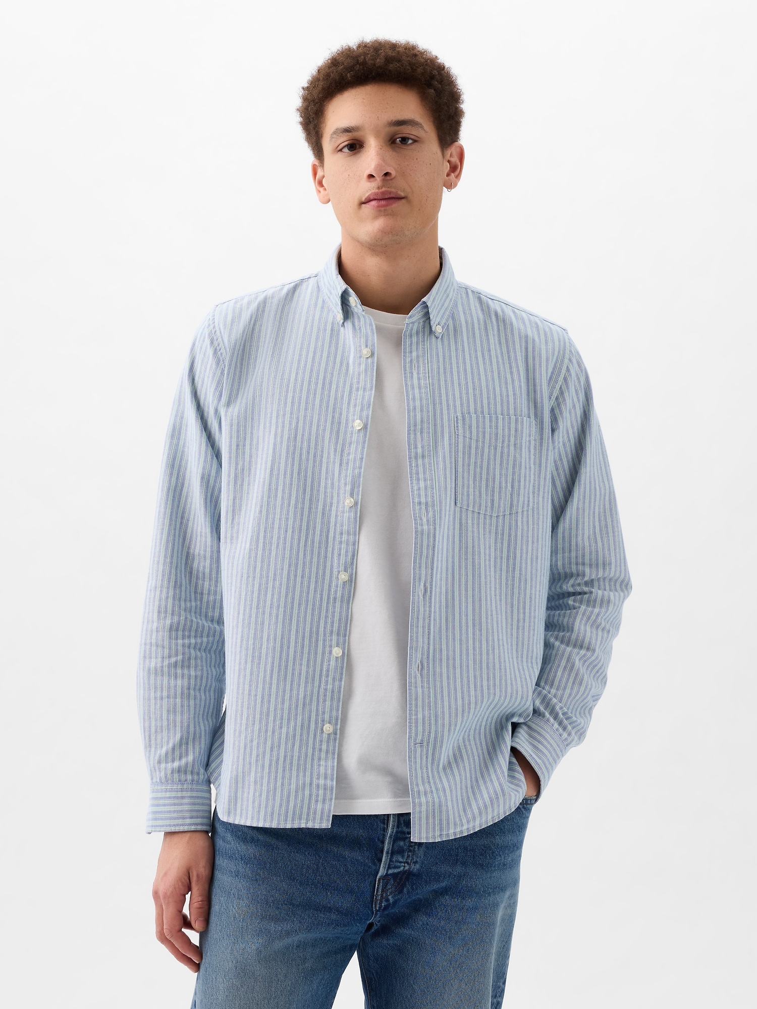 Classic Oxford Shirt in Standard Fit