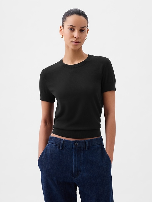 1 of 8 showing, with the color black of product Lightweight CashSoft Cropped Sweater