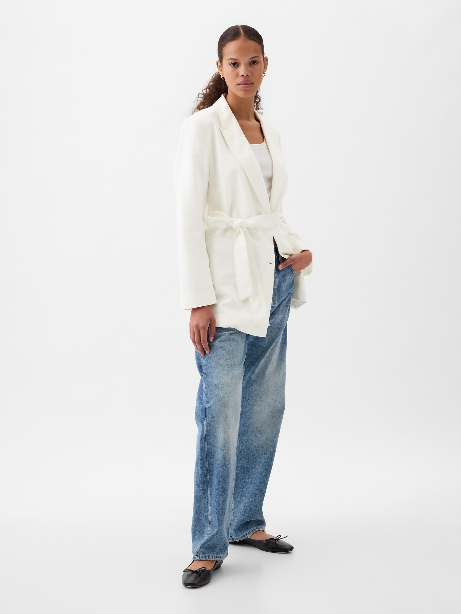 Gap Linen-cotton Belted Blazer In Off White