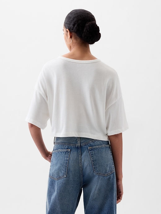 2 of 8 showing, with the color new off white of product Oversized Cropped T-Shirt