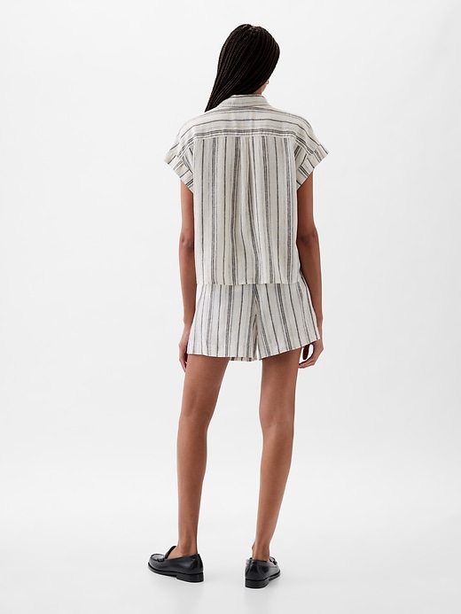 2 of 8 showing, with the color black, blue, & off white stripe of product Linen-Blend Cropped Shirt