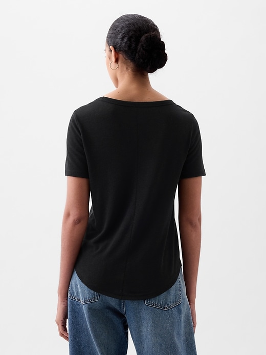 2 of 8 showing, with the color Black of product Linen-Blend T-Shirt