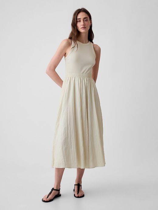 1 of 8 showing, with the color chino beige of product Textured Crinkle Midi Dress