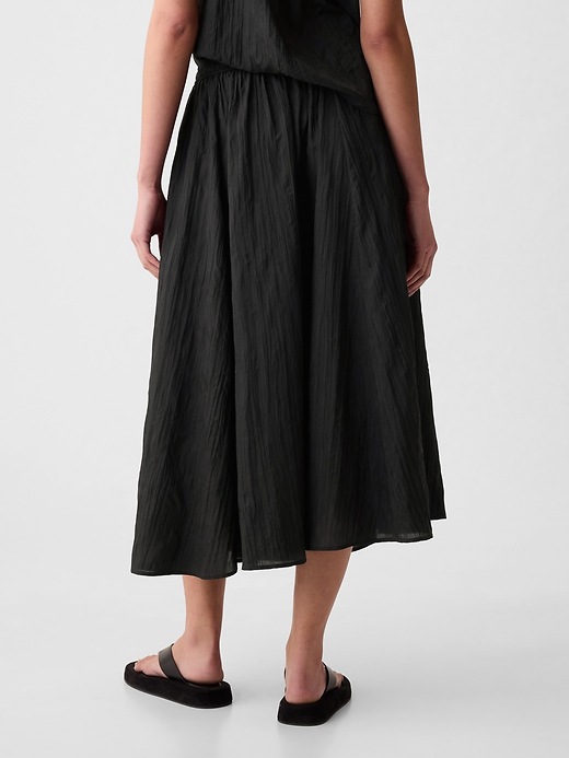 2 of 8 showing, with the color black of product Textured Crinkle Pull-On Midi Skirt